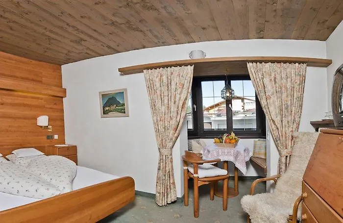 Haus Stefanie - Adults Only Guest house Seefeld in Tirol