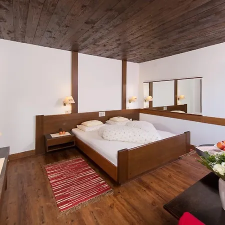 Haus Stefanie - Adults Only 3* Зеефельд в Тироле