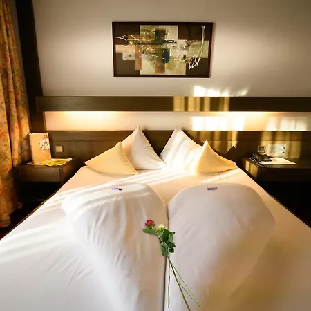 Haus Stefanie - Adults Only 3* Зеефельд в Тироле